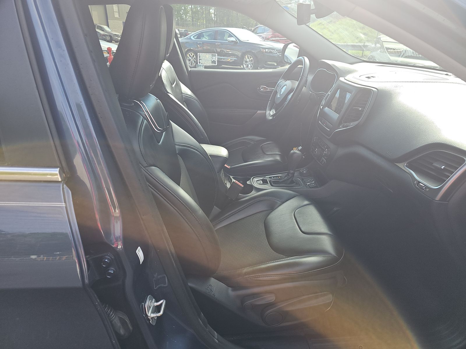 JEEP LATITUDE PLUS - 9