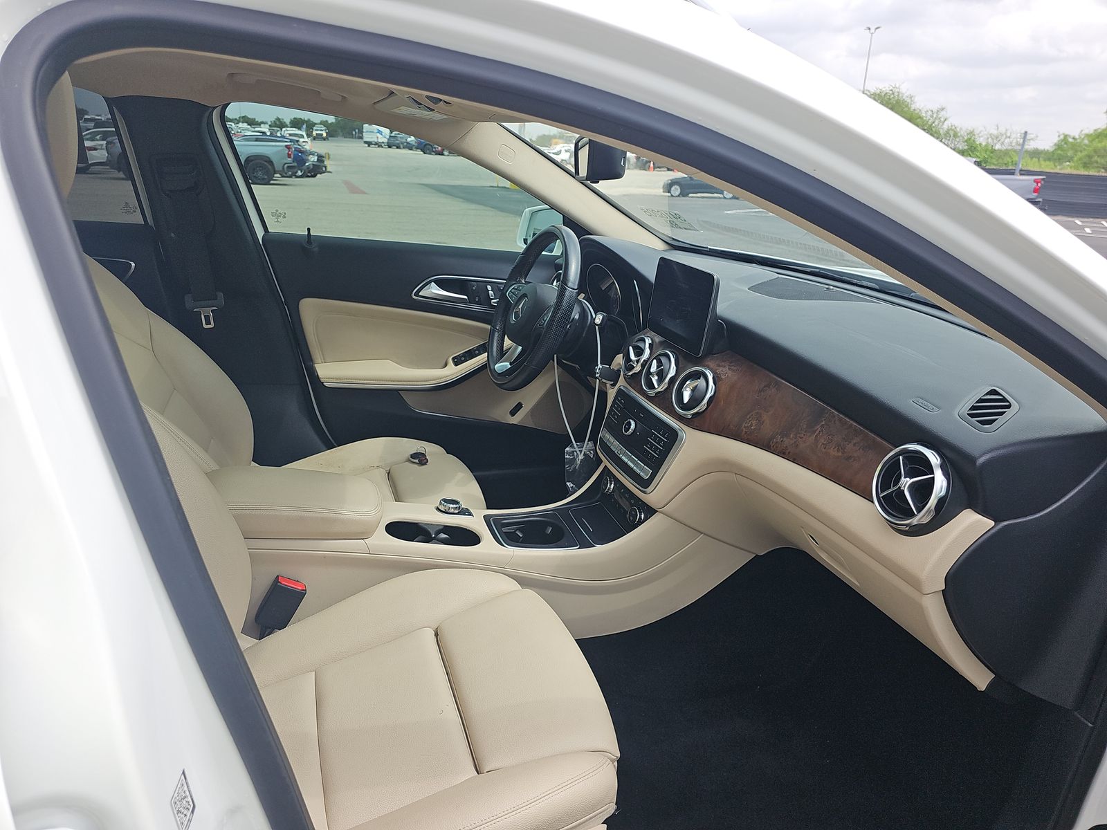 MERCEDES-BENZ GLA-CLASS - 9