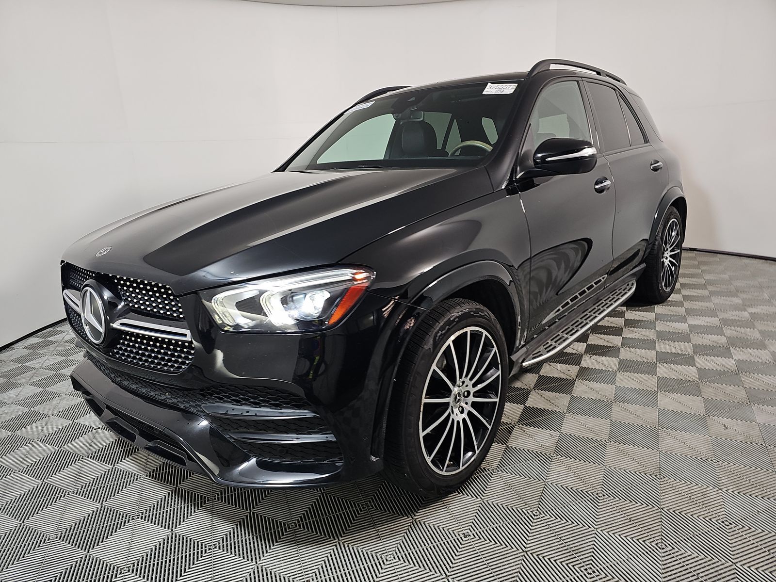 MERCEDES-BENZ GLE-CLASS - 1