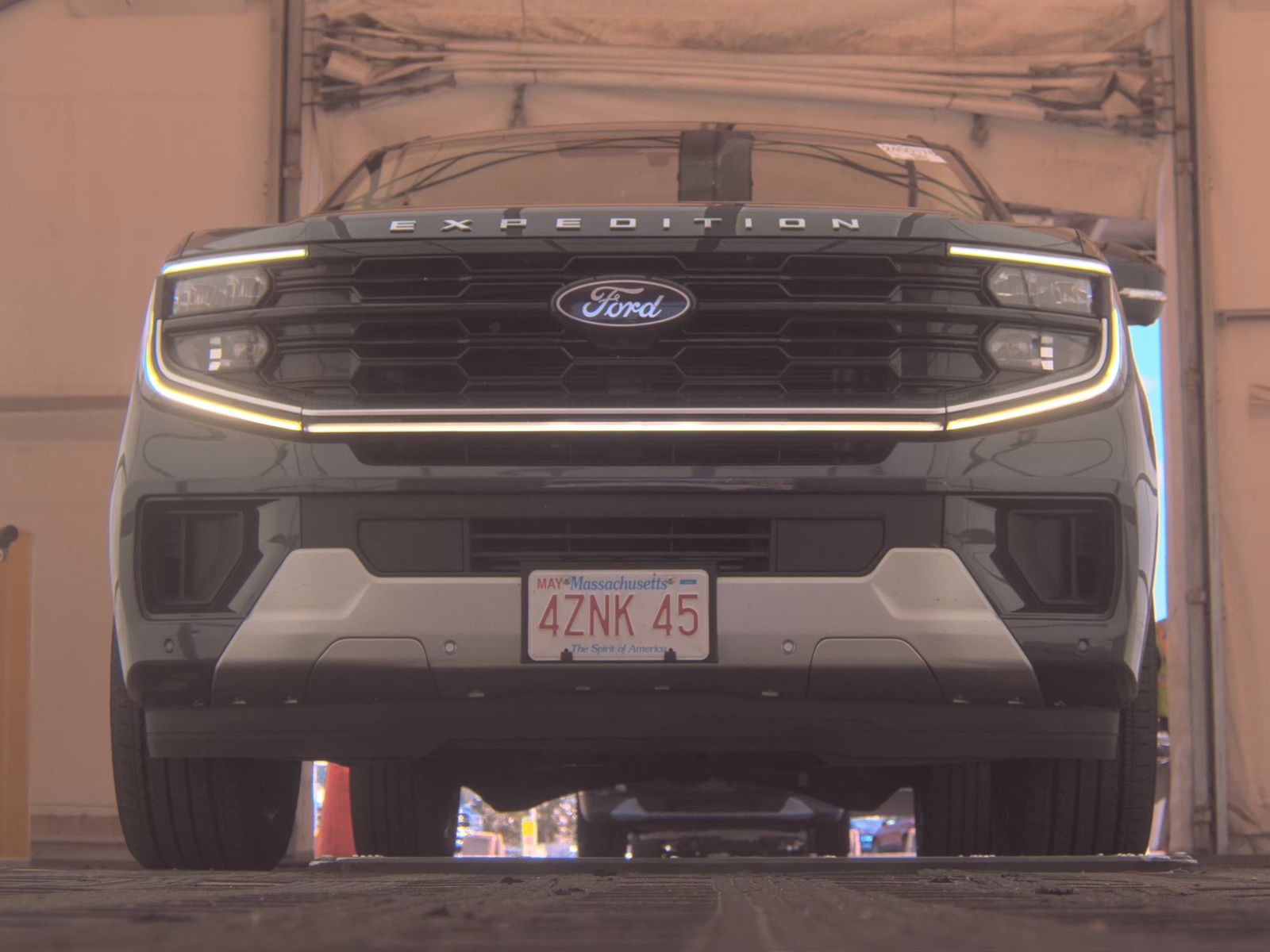 FORD EXPEDITION MAX - 4