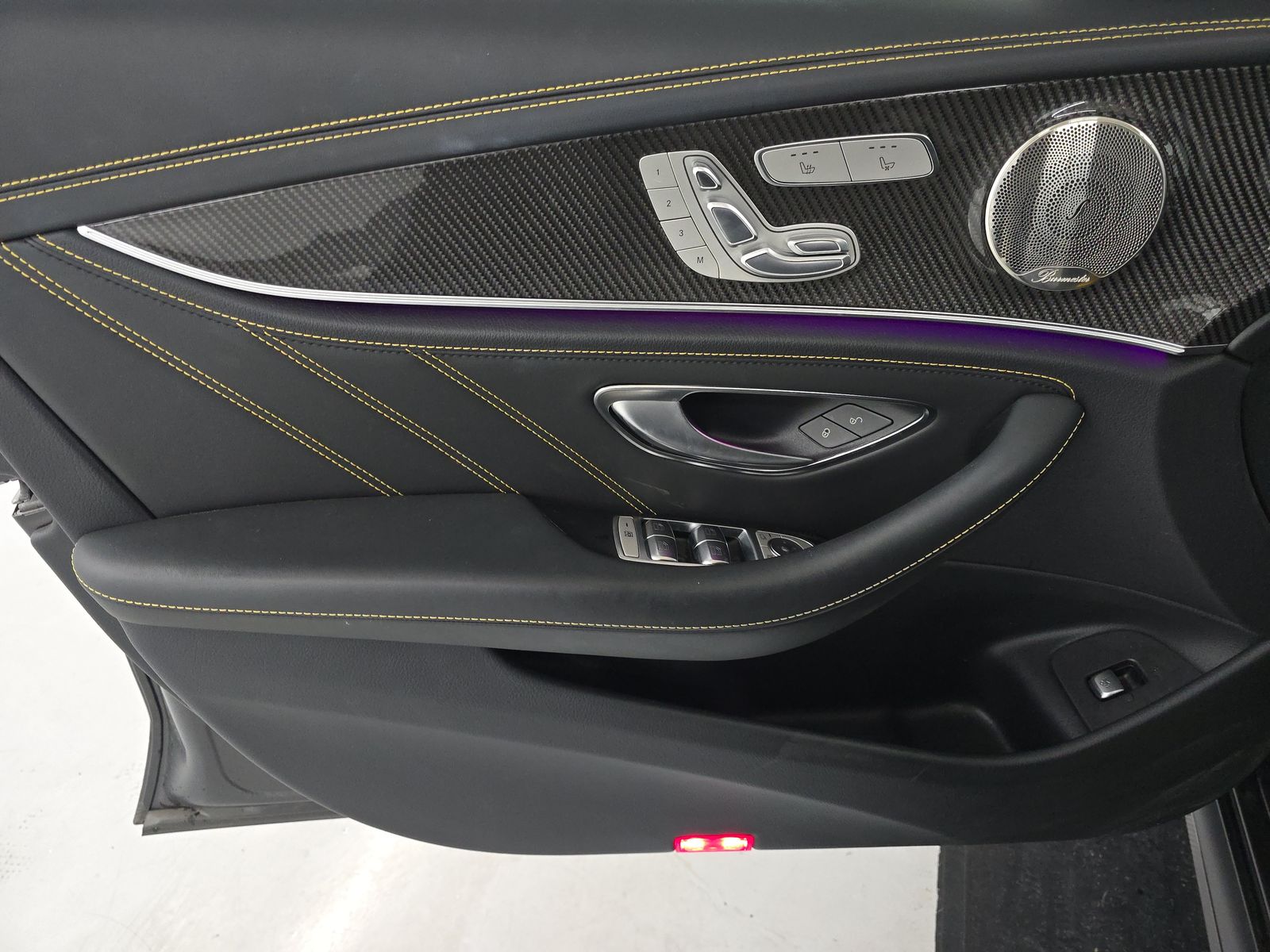 MERCEDES-BENZ E-CLASS - 10