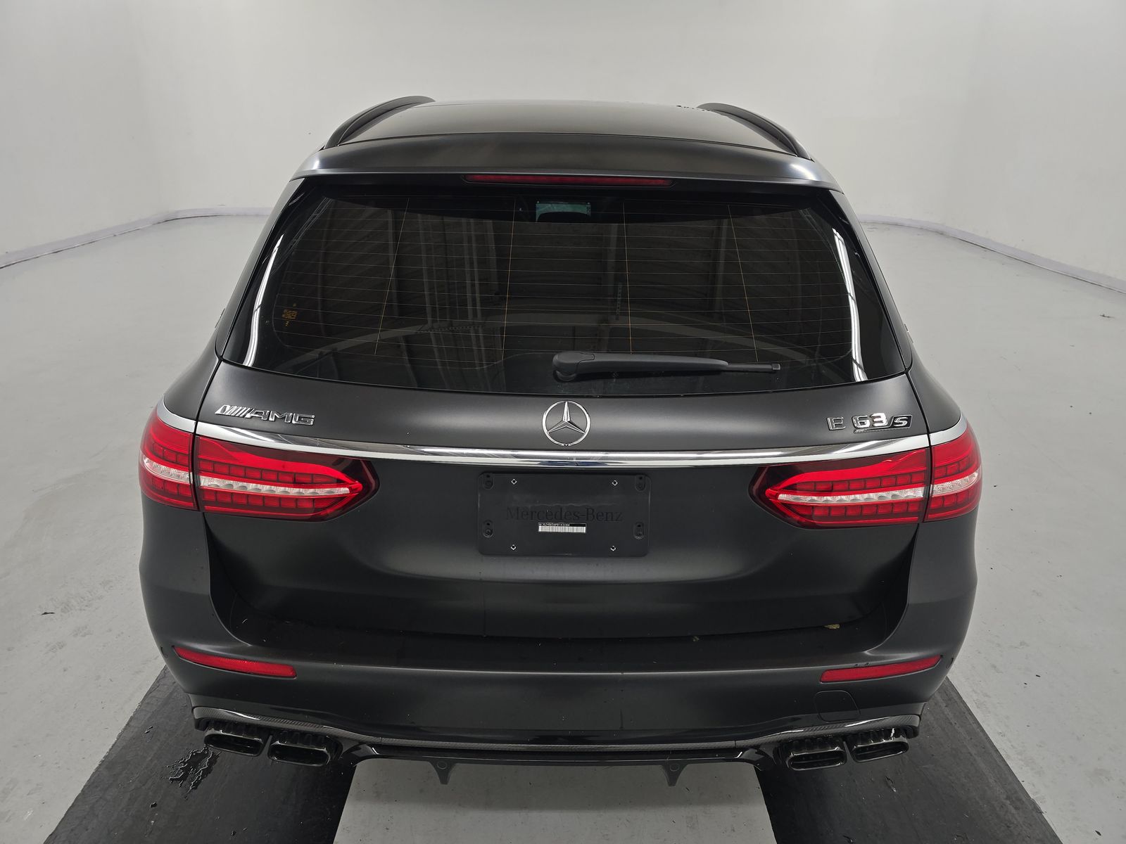 MERCEDES-BENZ E-CLASS - 6