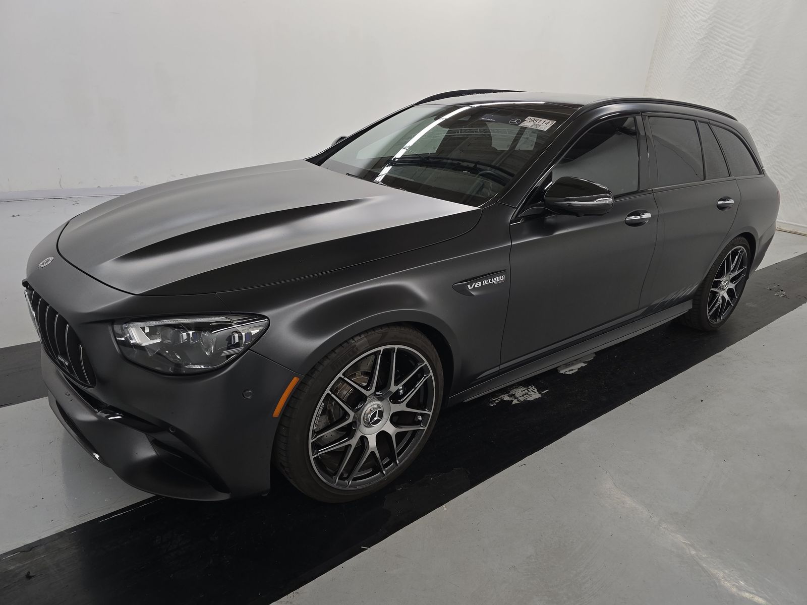 MERCEDES-BENZ E-CLASS - 1