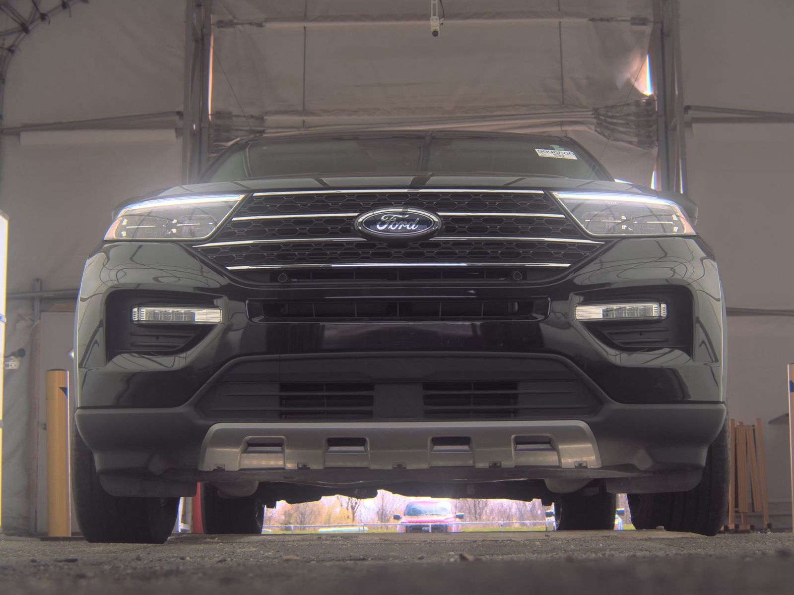 FORD EXPLORER - 4
