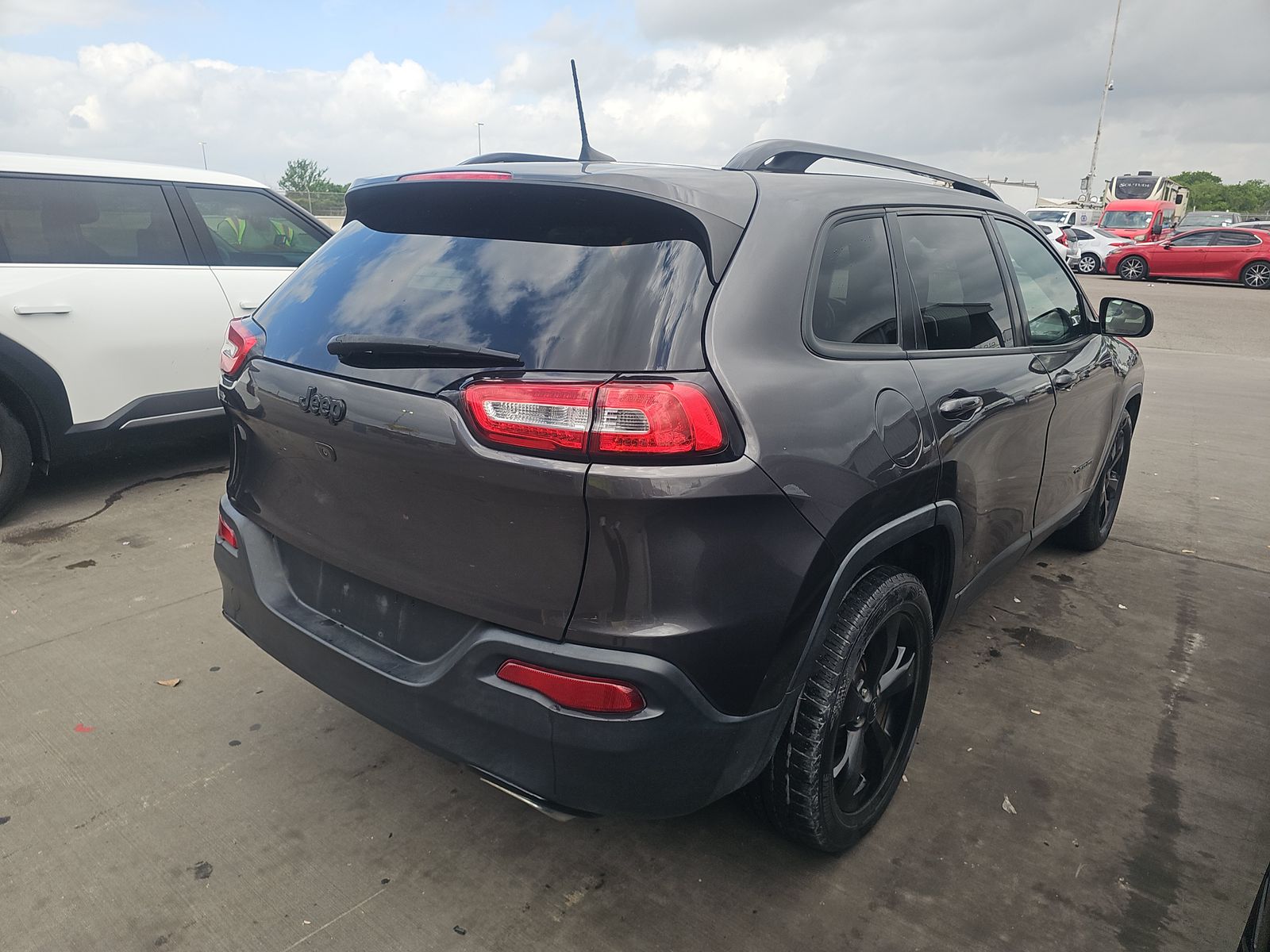 JEEP LATITUDE - 5