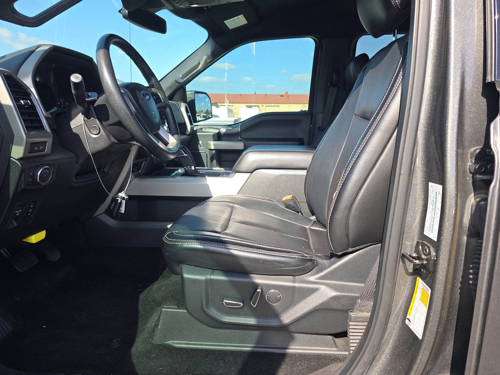 FORD F-150 - 8