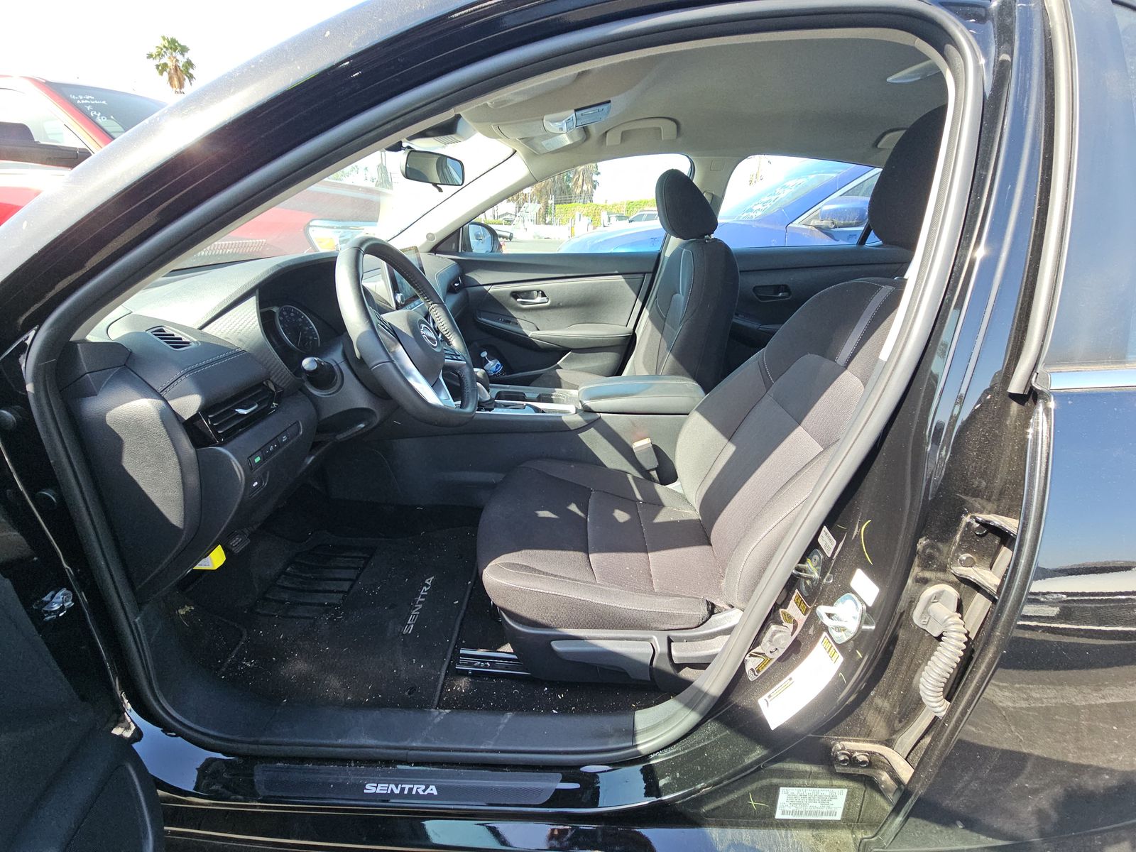 NISSAN SENTRA - 8