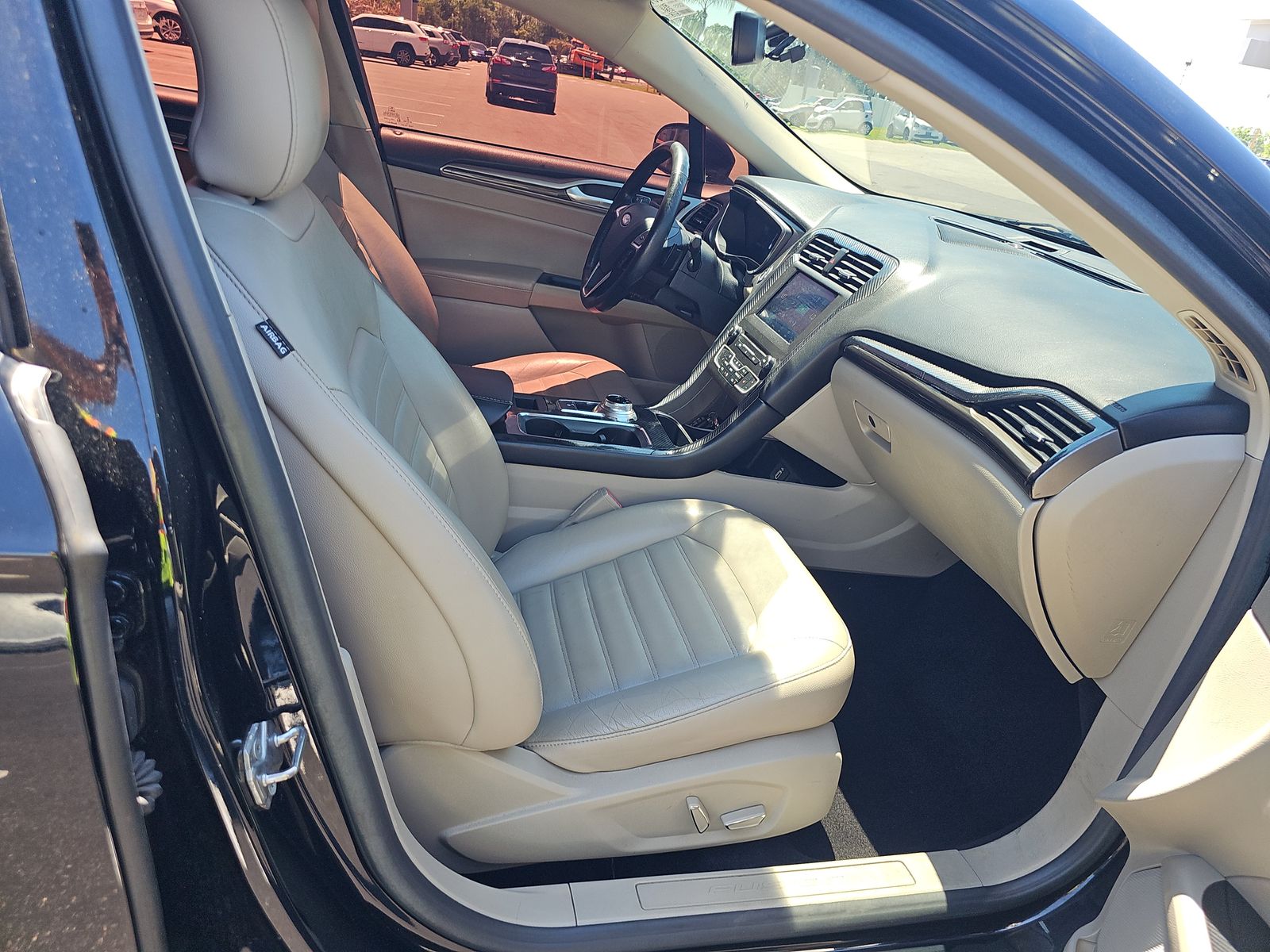 FORD FUSION - 9