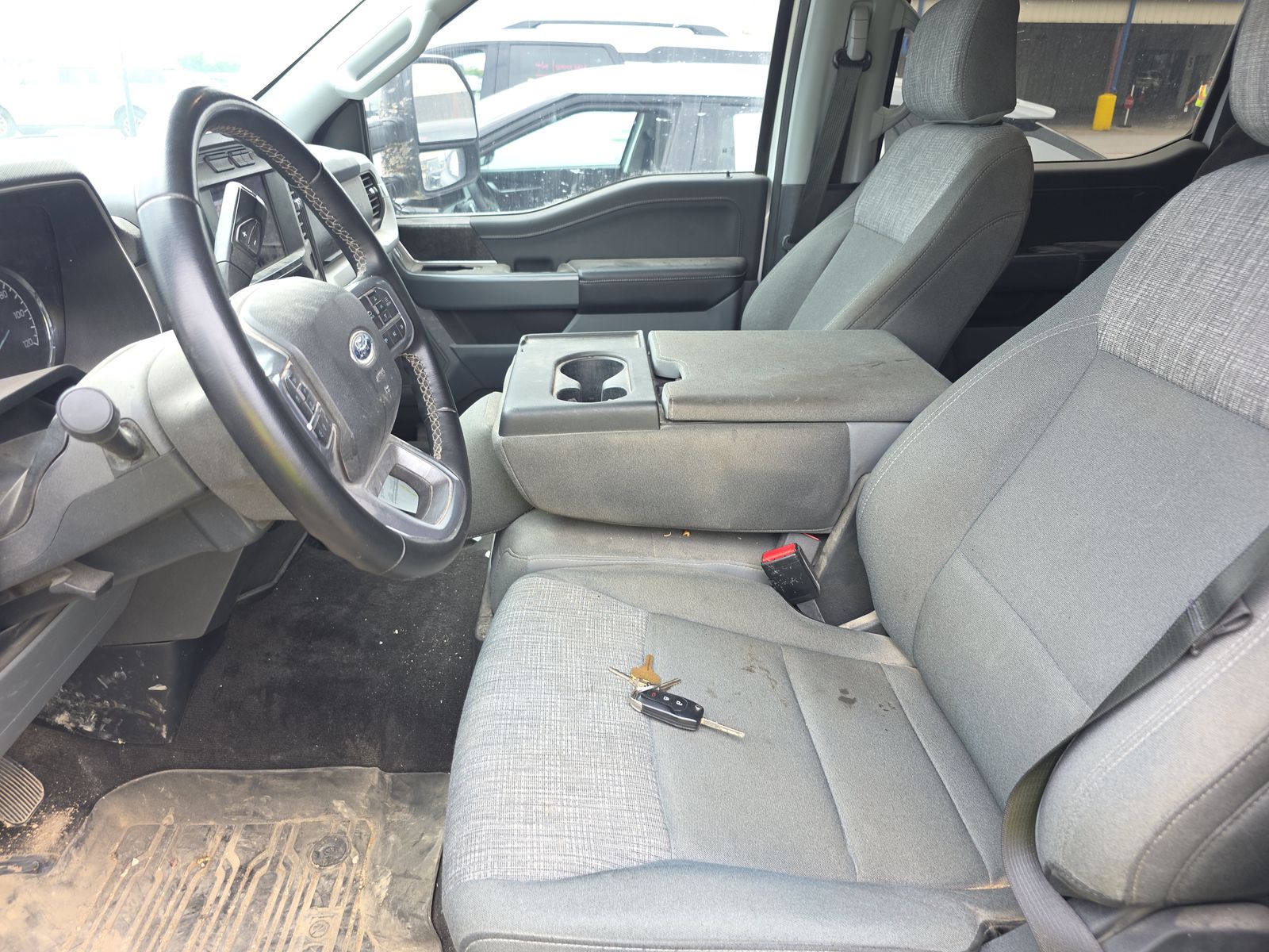 FORD F-150 - 8