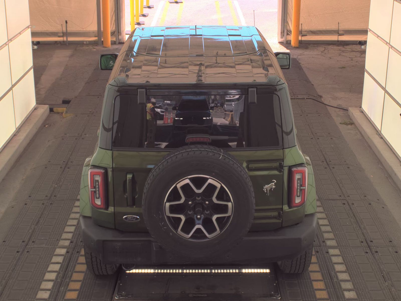 FORD BRONCO - 7