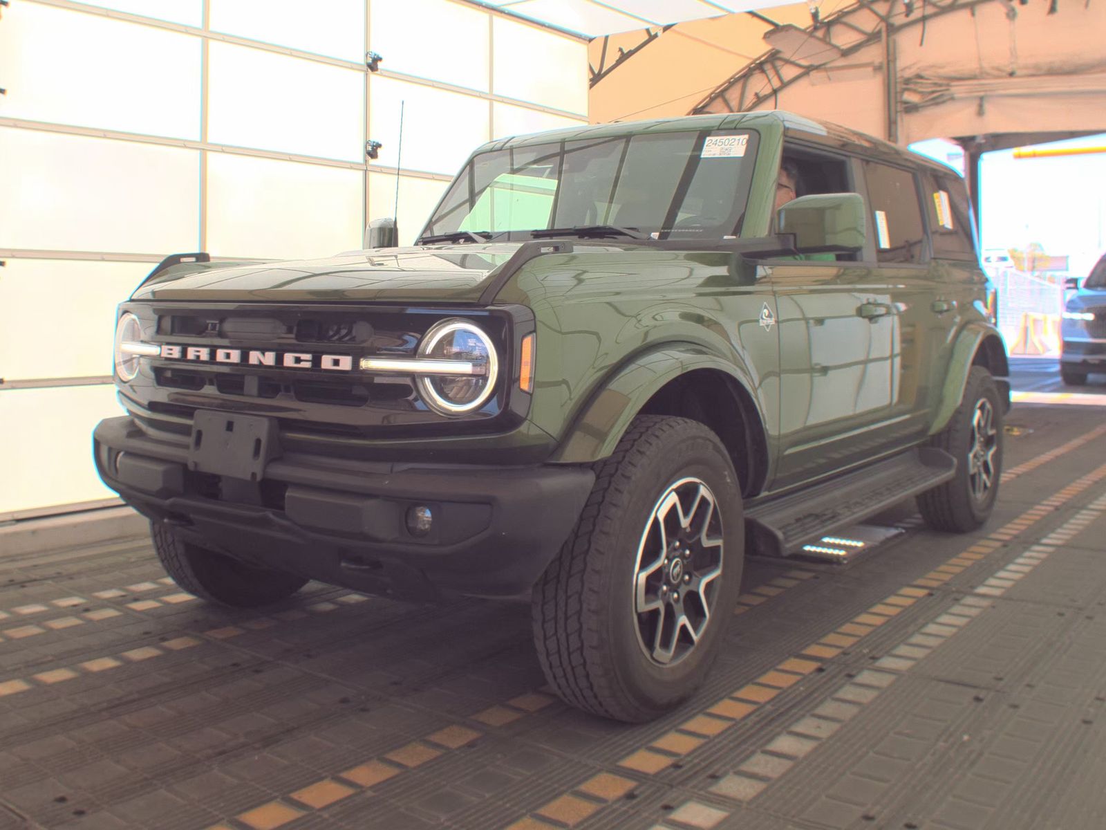 FORD BRONCO - 1