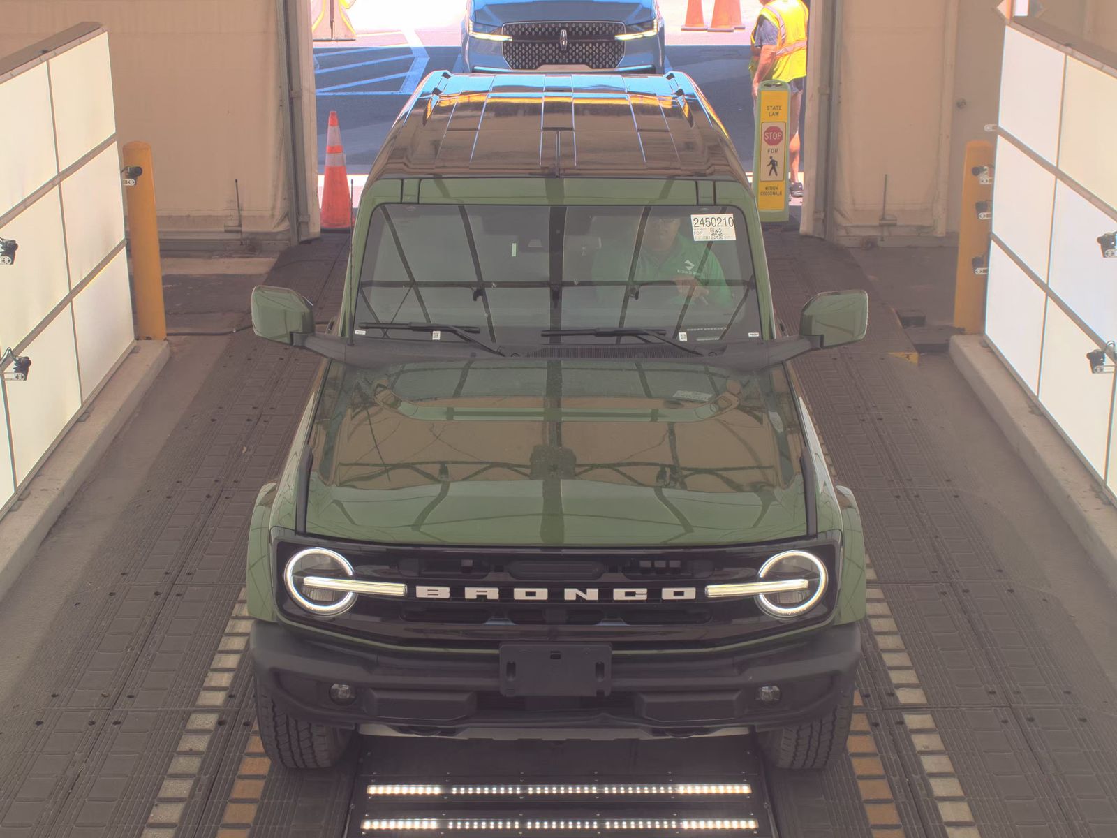 FORD BRONCO - 3