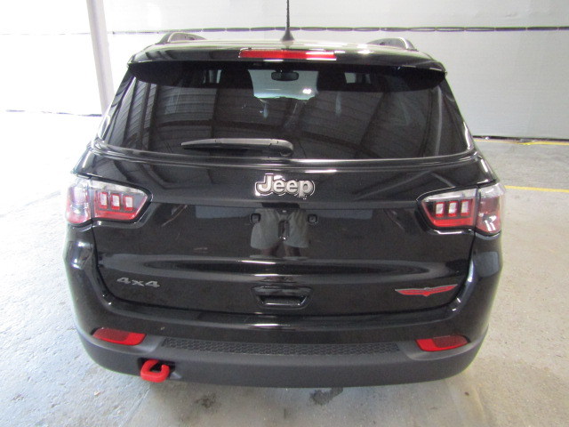 JEEP TRAILHAWK - 6