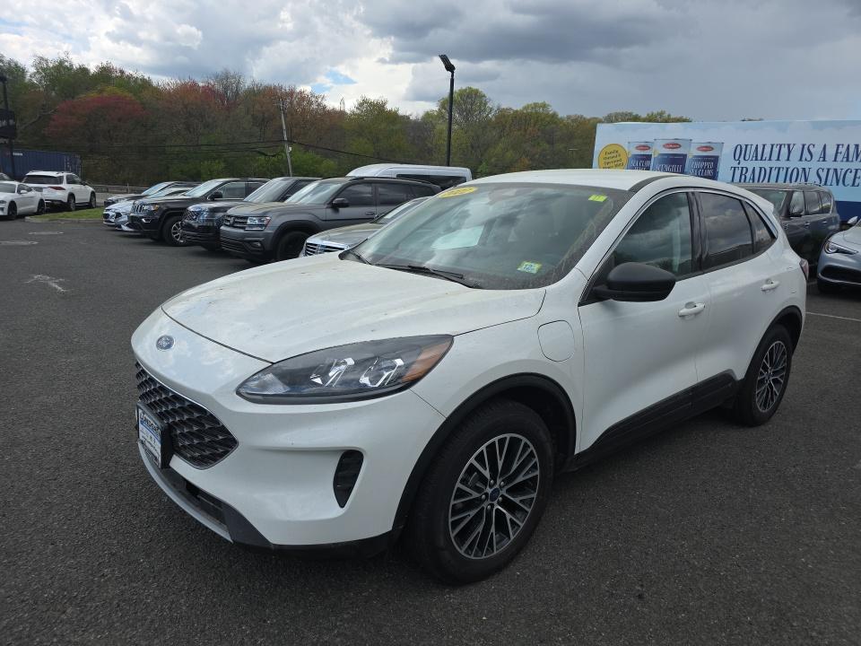 FORD ESCAPE - 1