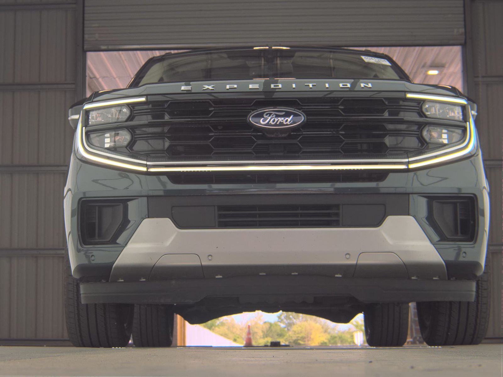 FORD EXPEDITION - 4