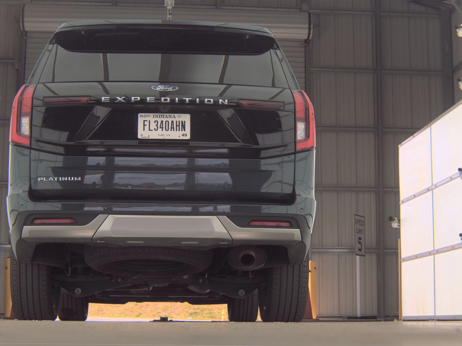 FORD EXPEDITION - 8