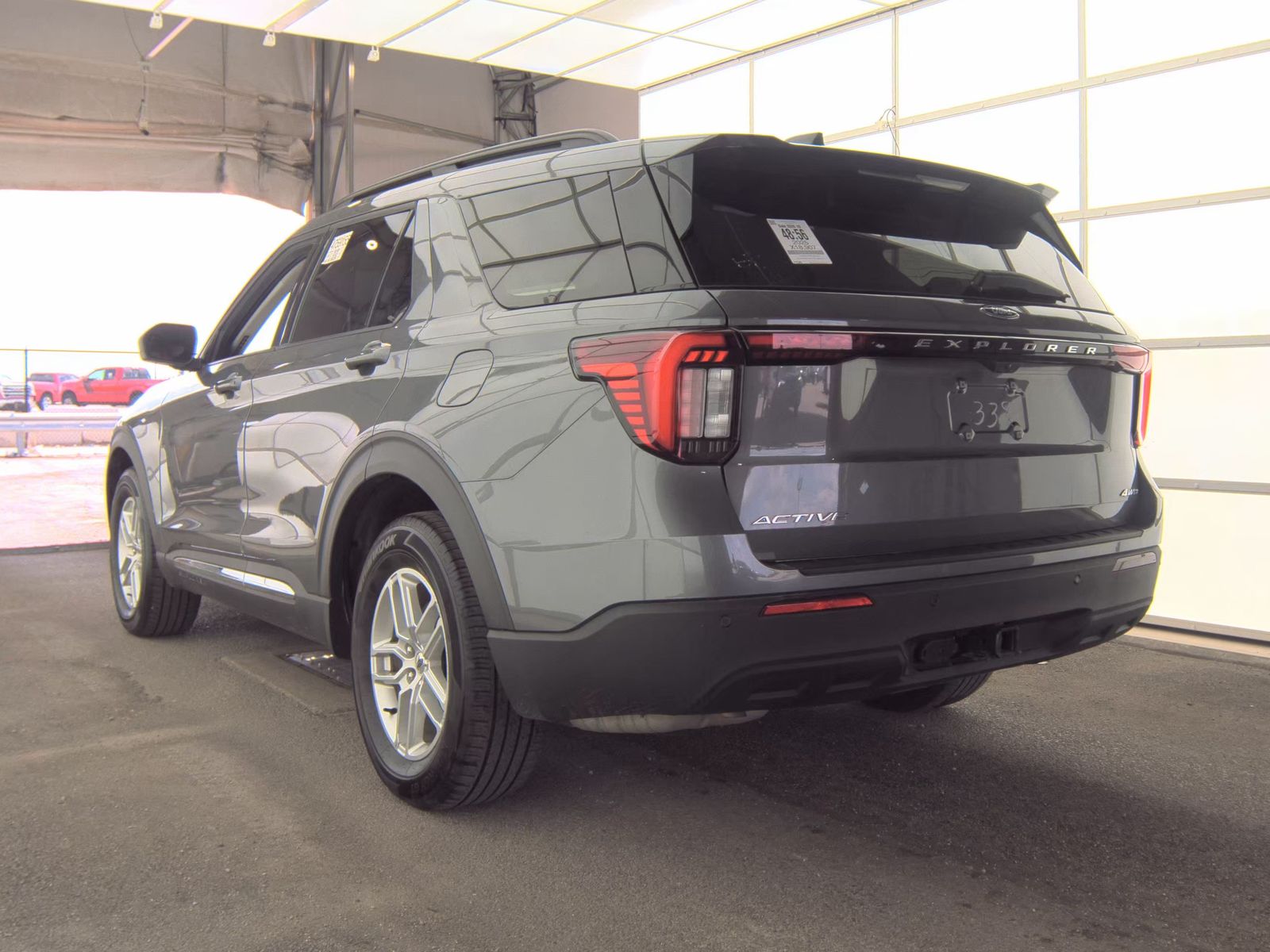 FORD EXPLORER - 9