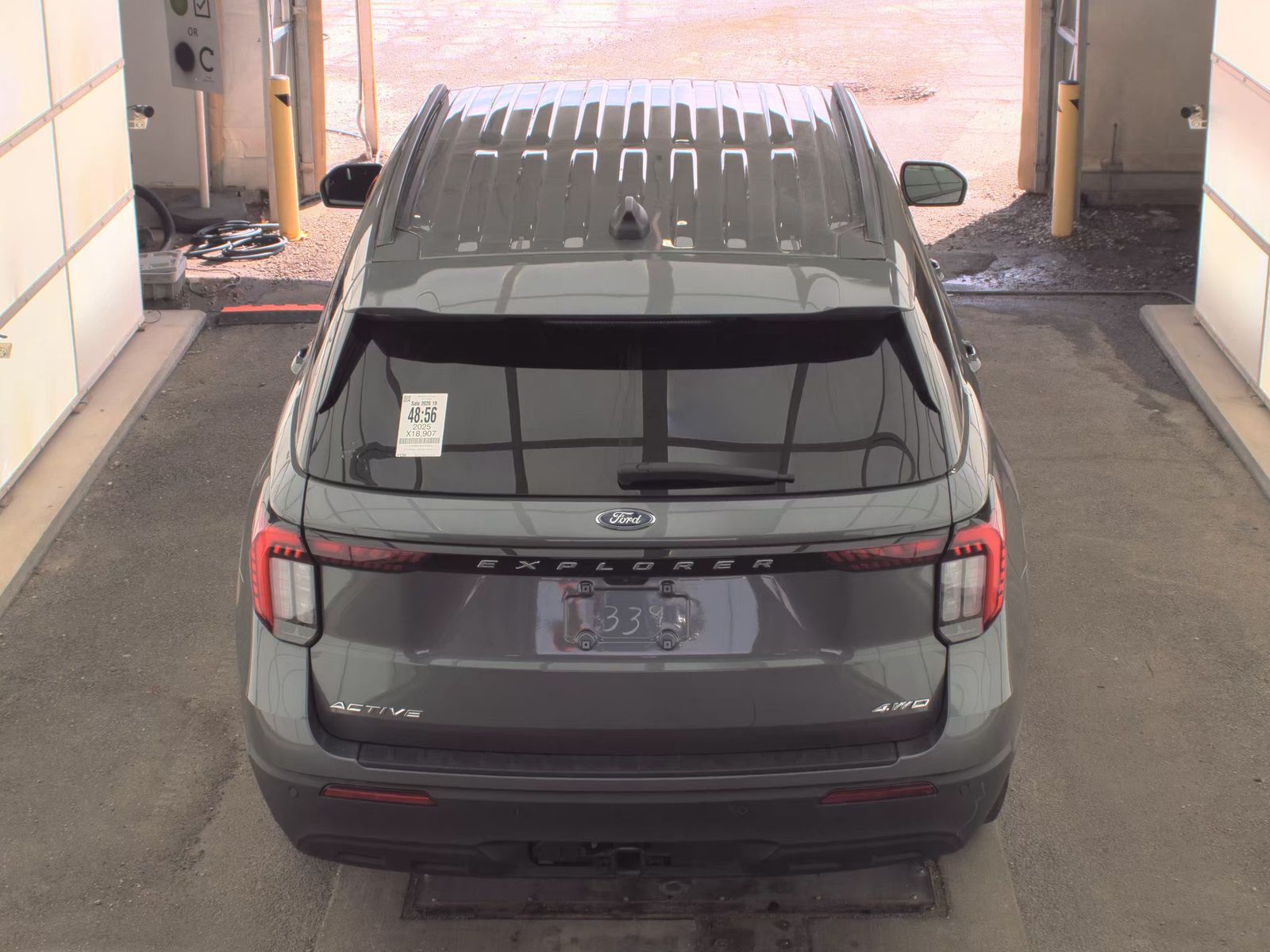 FORD EXPLORER - 7