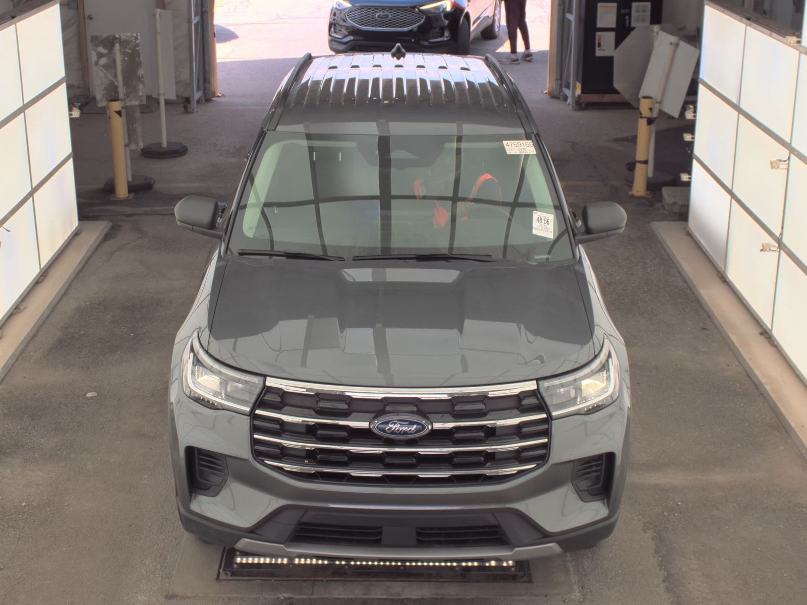FORD EXPLORER - 3
