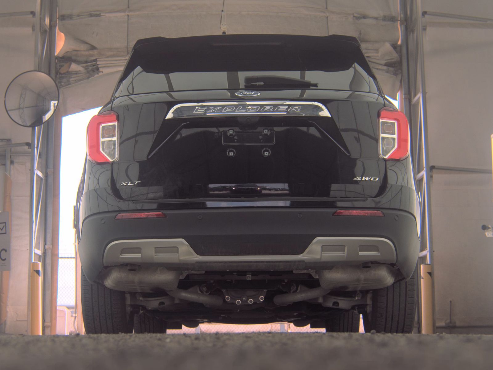 FORD EXPLORER - 8