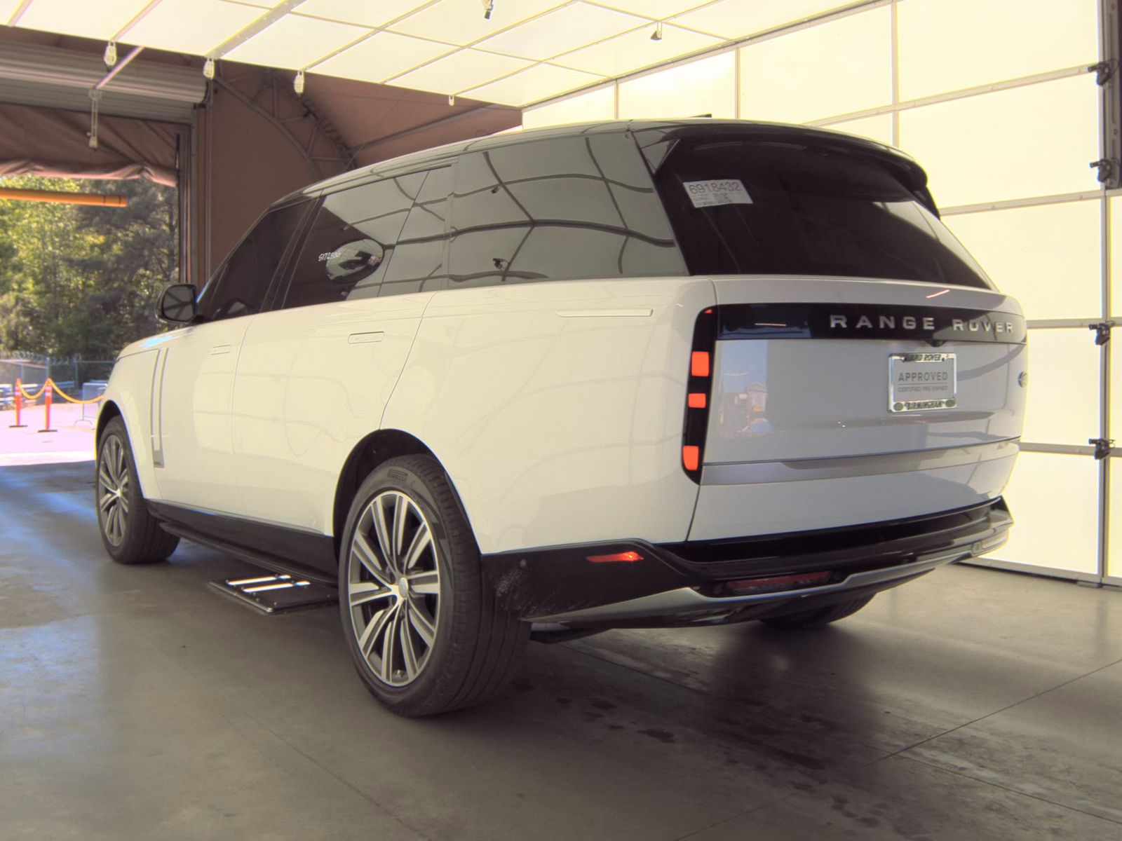 2023 Land Rover Range Rover Autobiography LWB AWD