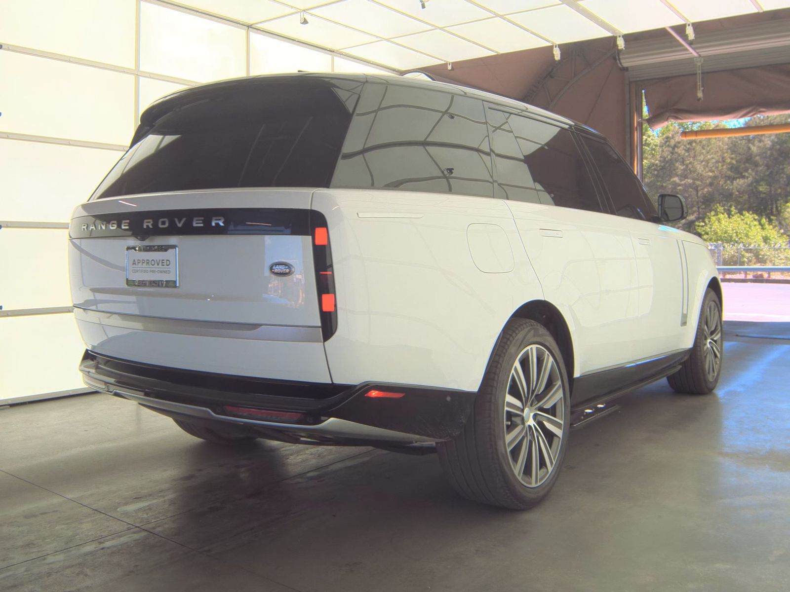 2023 Land Rover Range Rover Autobiography LWB AWD