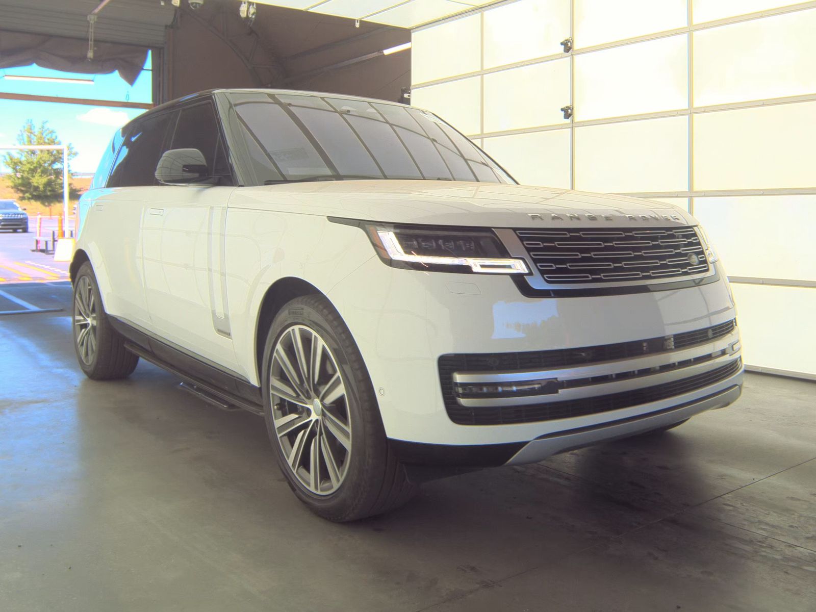 2023 Land Rover Range Rover Autobiography LWB AWD