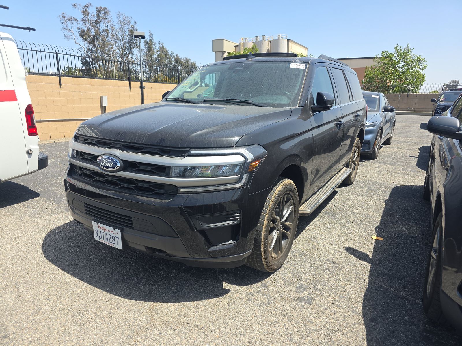FORD EXPEDITION - 1