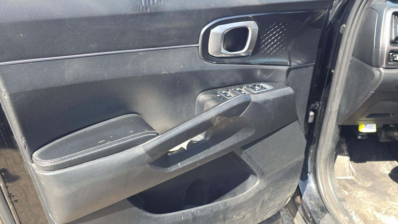 2022 Kia Sorento LX FWD