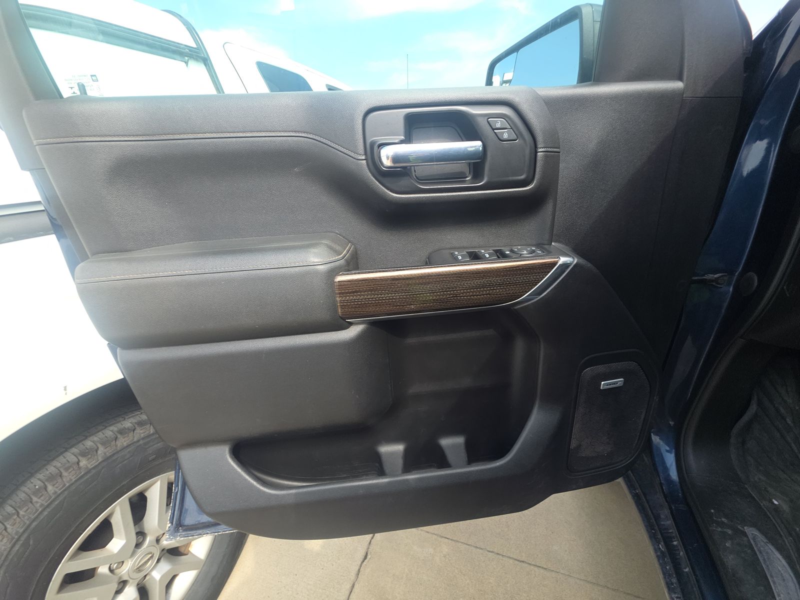 CHEVROLET LT TRL BOS - 10