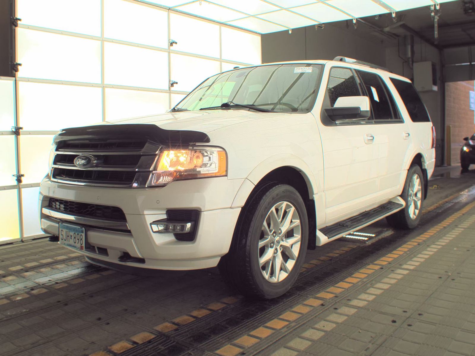 FORD EXPEDITION - 1