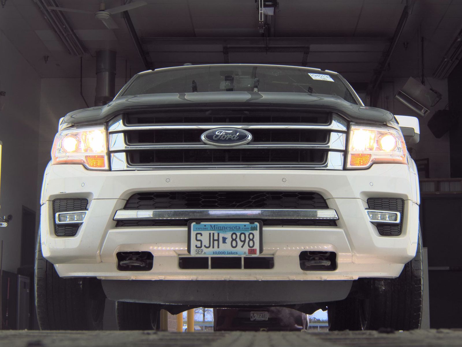 FORD EXPEDITION - 4