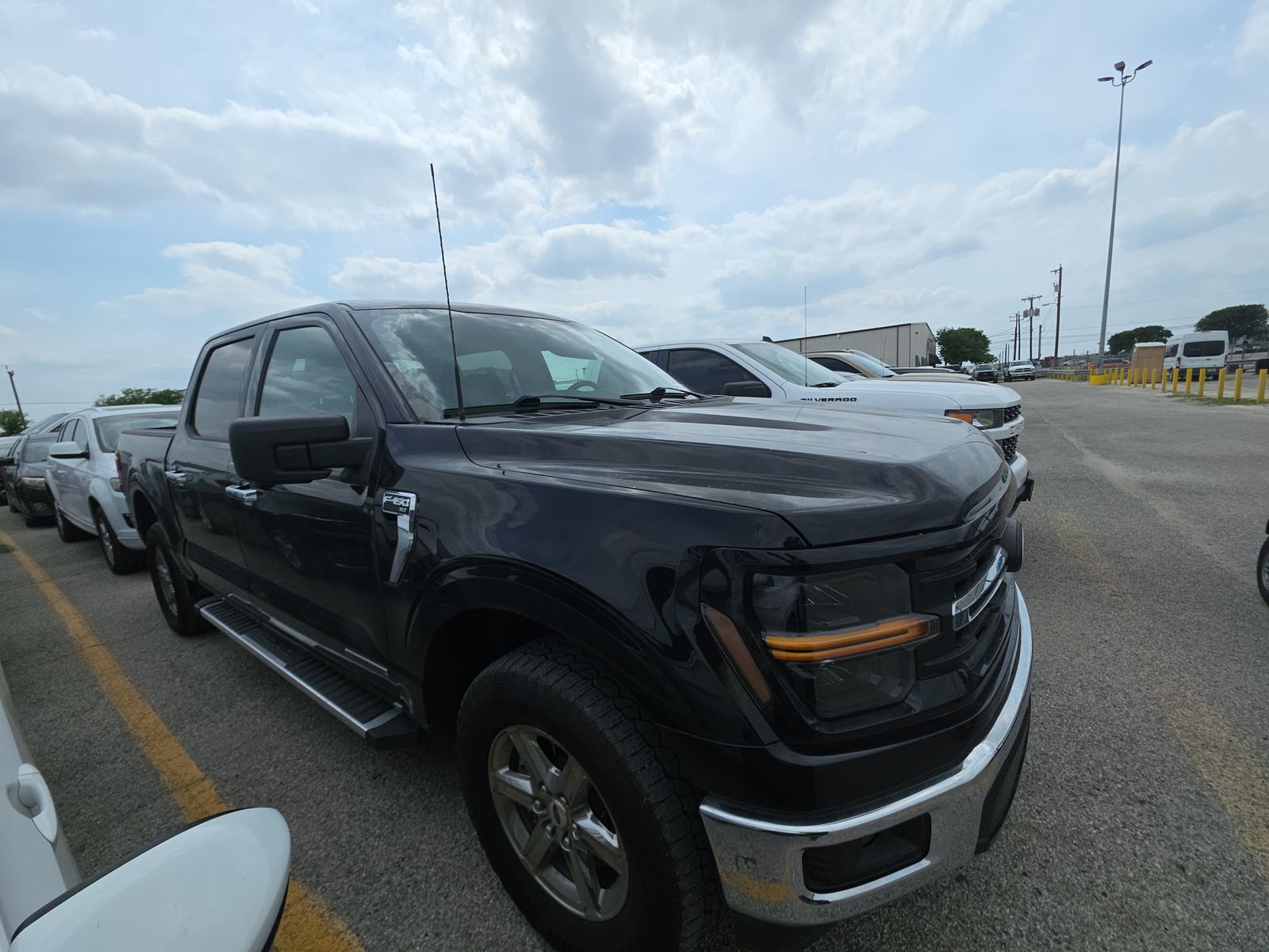 FORD F-150 - 4