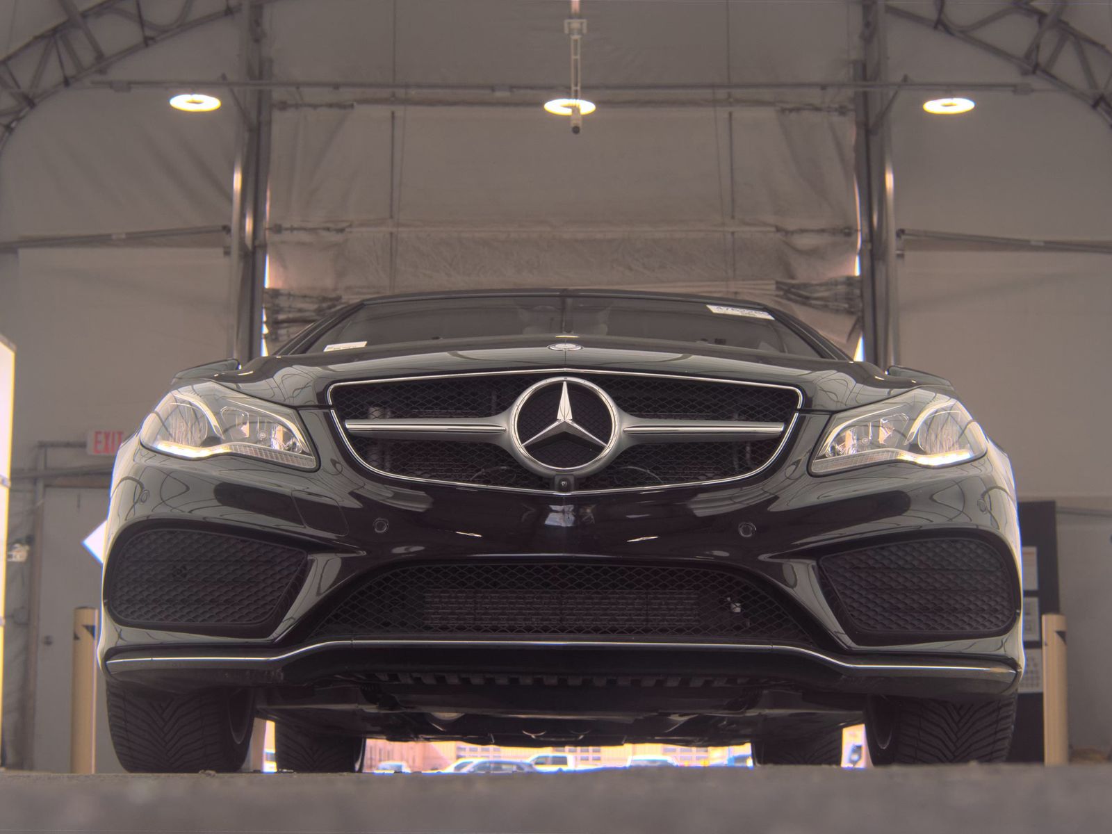 MERCEDES-BENZ E-CLASS - 4