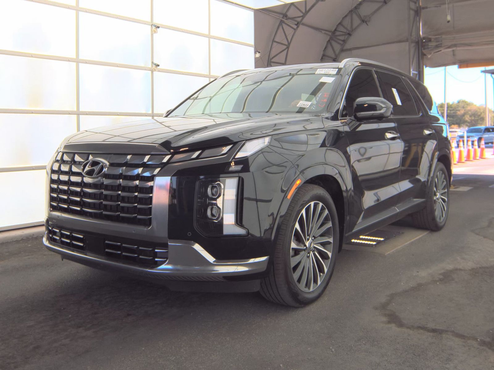 HYUNDAI CALLIGRAPH - 1