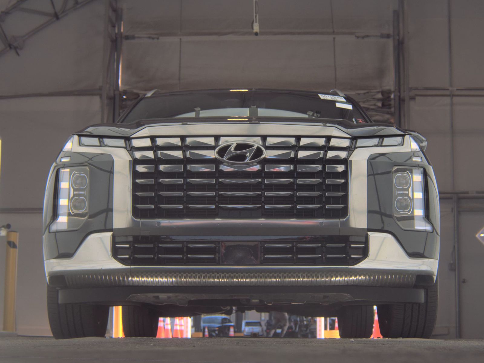 HYUNDAI CALLIGRAPH - 4