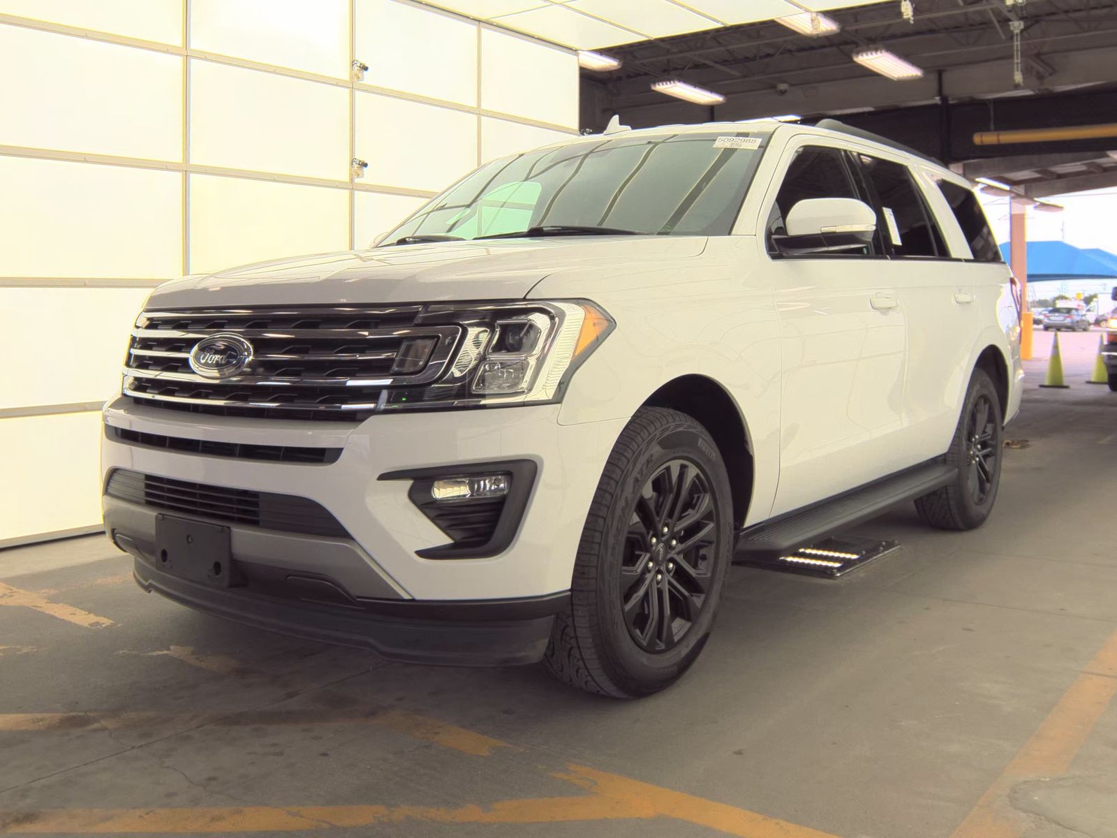FORD EXPEDITION - 1