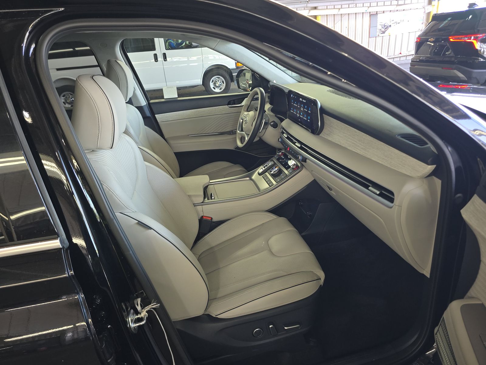 HYUNDAI CALLIGRAPH - 9