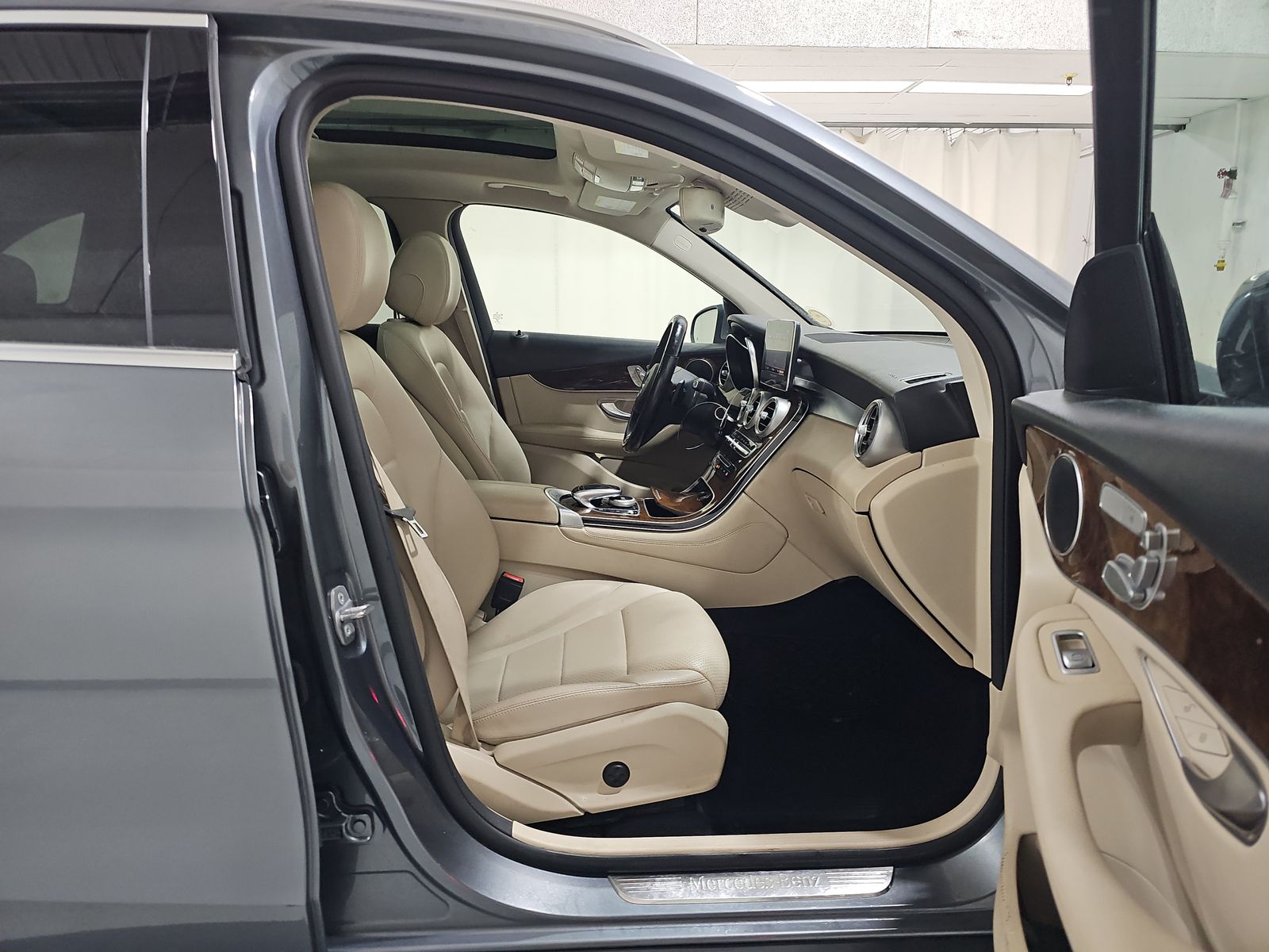 2019 Mercedes-Benz GLC GLC 300 AWD