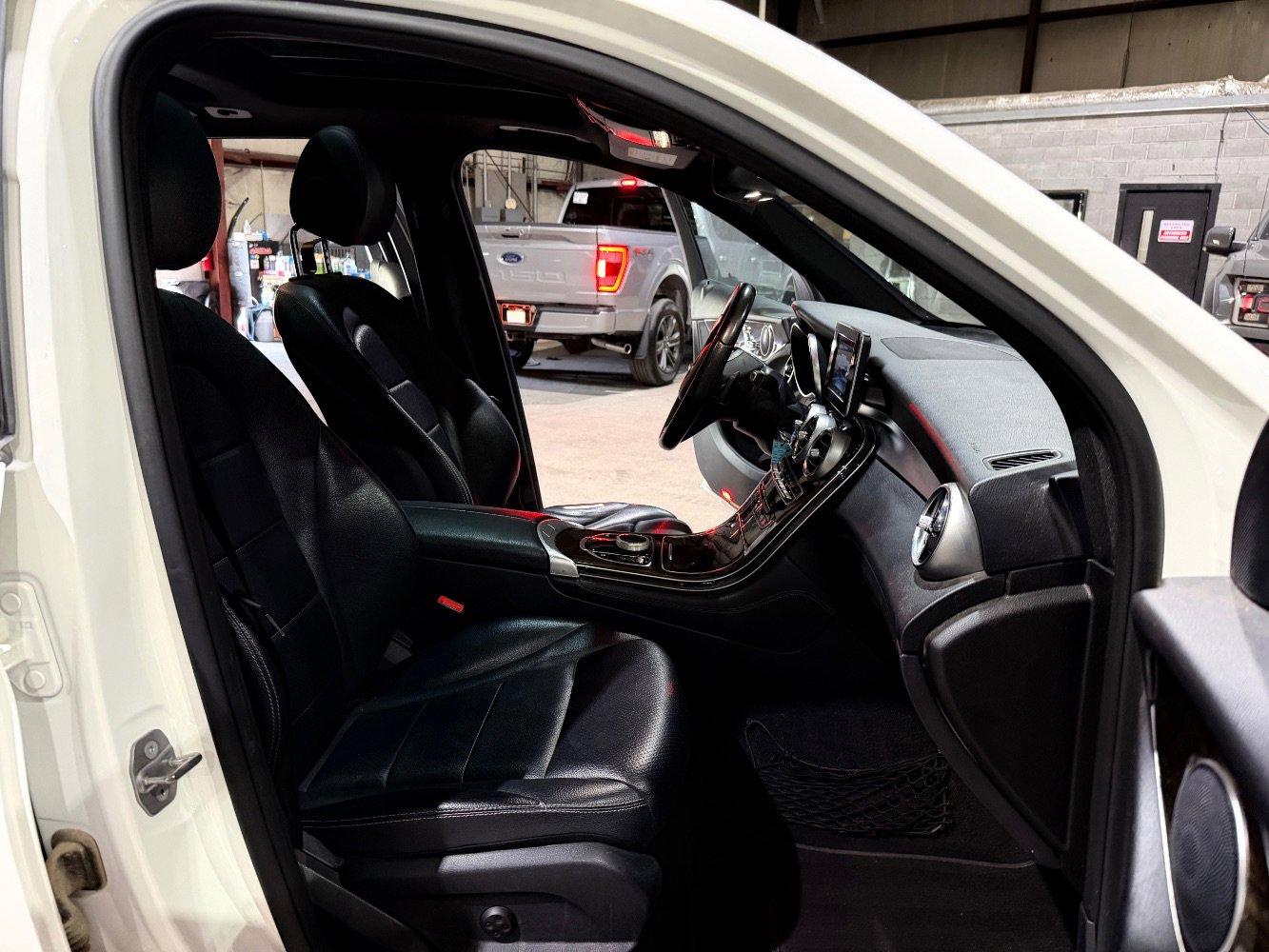 2018 Mercedes-Benz GLC GLC 300 RWD