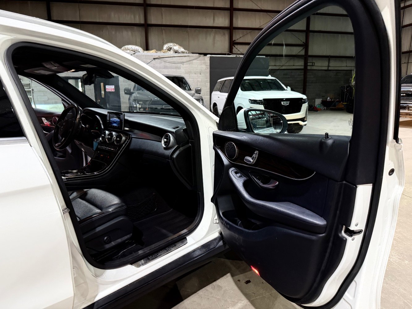 2018 Mercedes-Benz GLC GLC 300 RWD