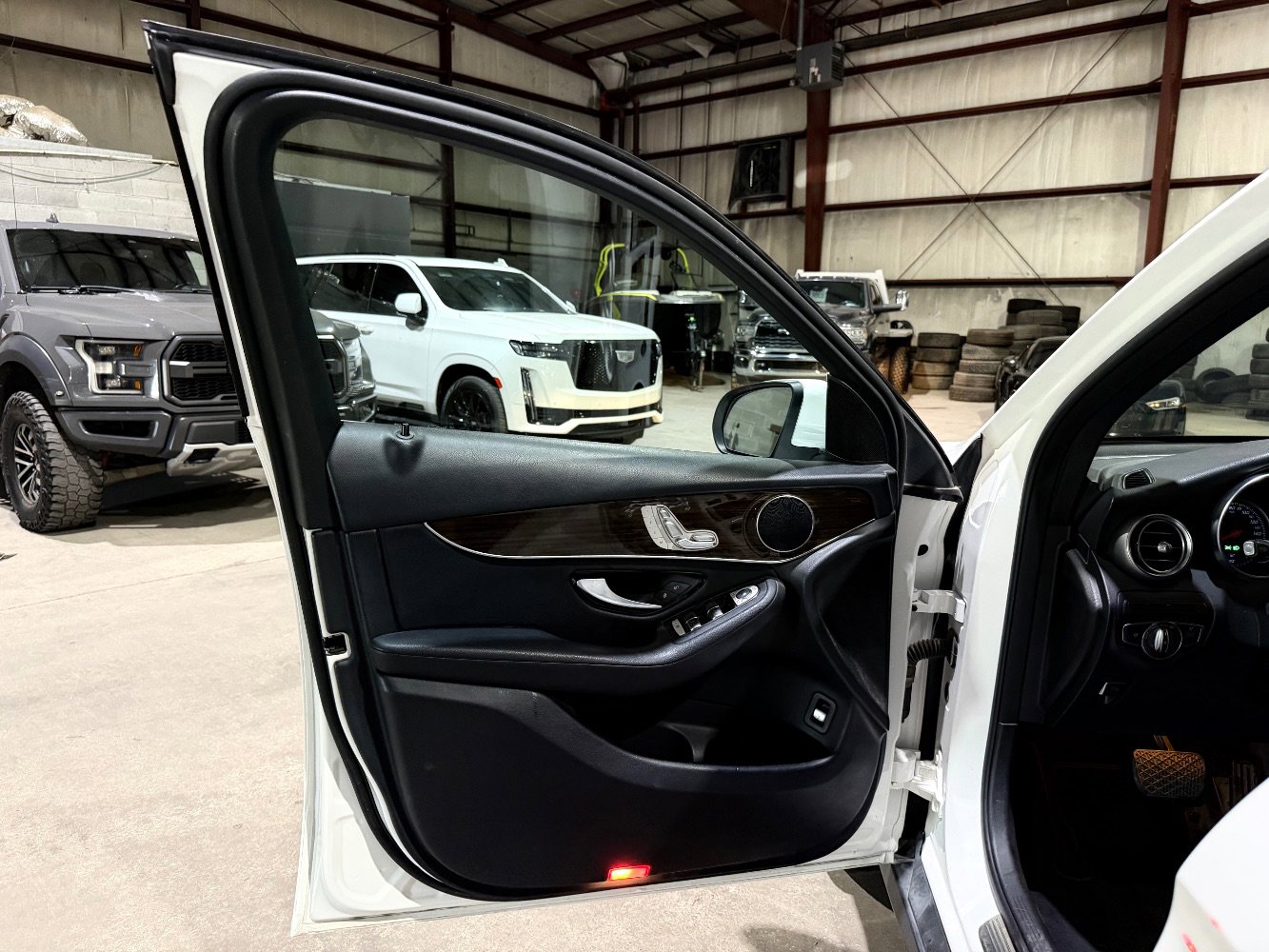 2018 Mercedes-Benz GLC GLC 300 RWD