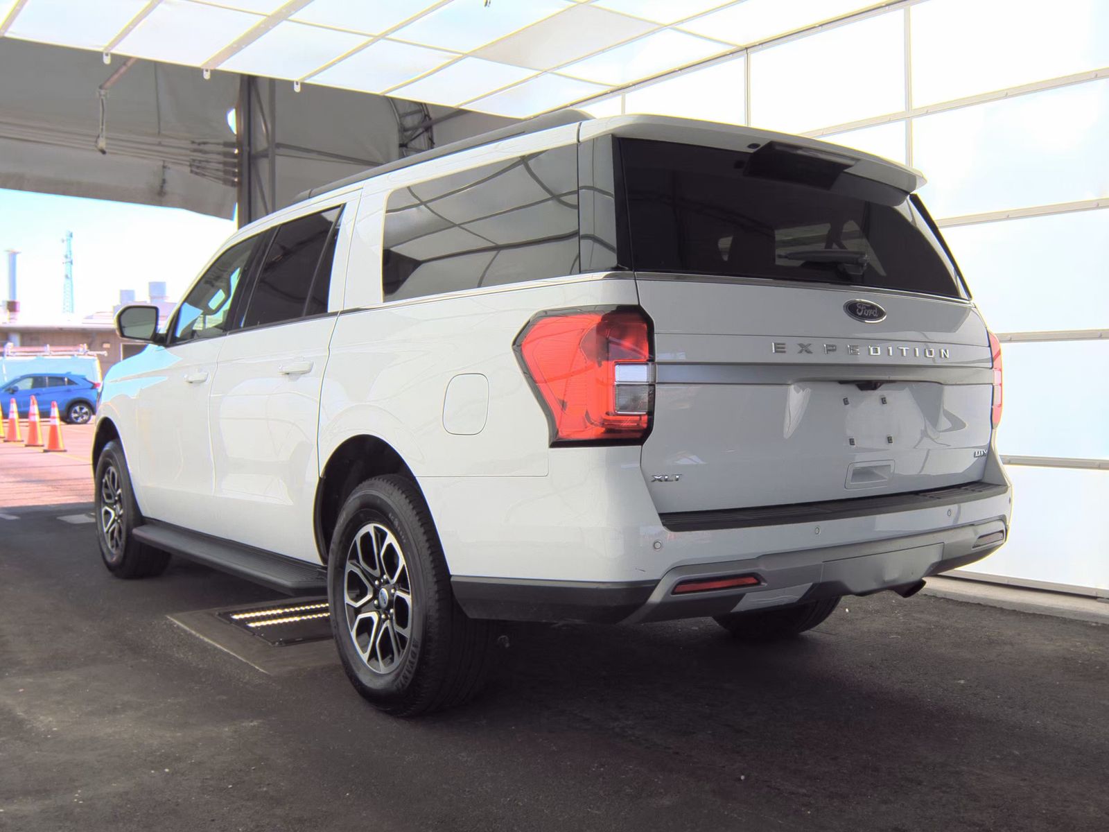 FORD EXPEDITION MAX - 9