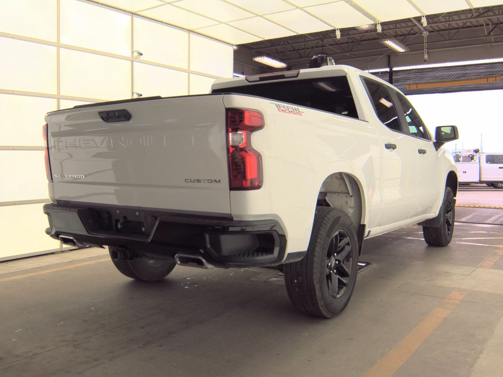 CHEVROLET SILVERADO - 6