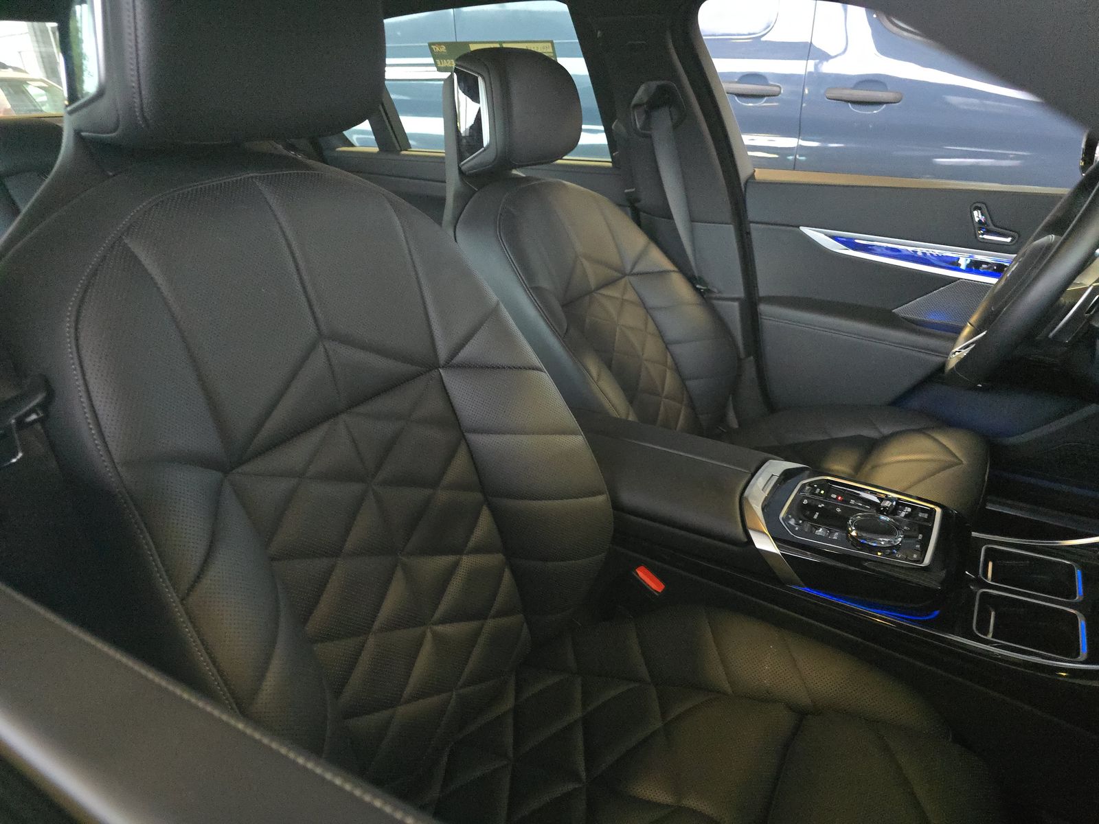 2025 BMW 7 Series 740i xDrive AWD