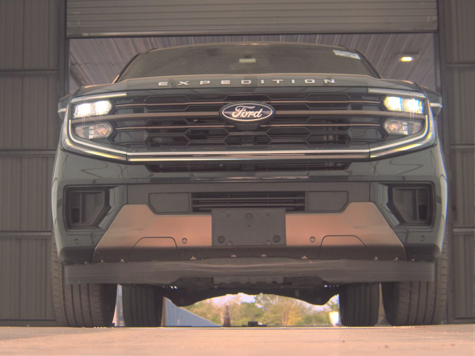 FORD EXPEDITION MAX - 4