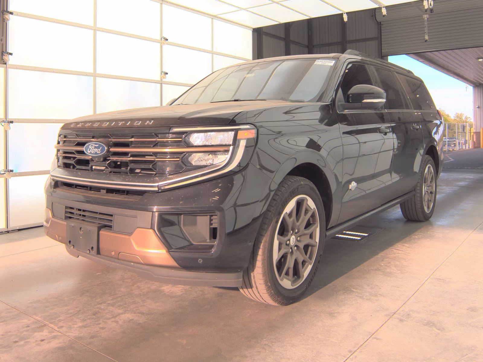 FORD EXPEDITION MAX - 1