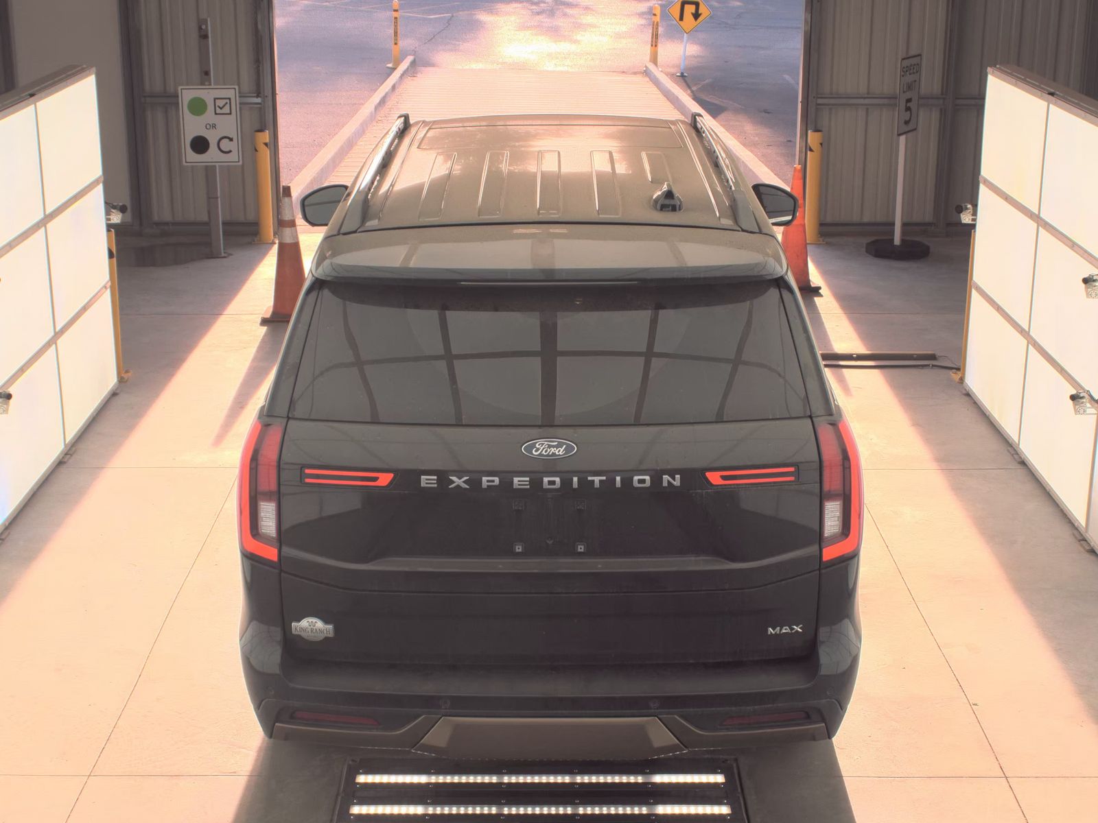 FORD EXPEDITION MAX - 7