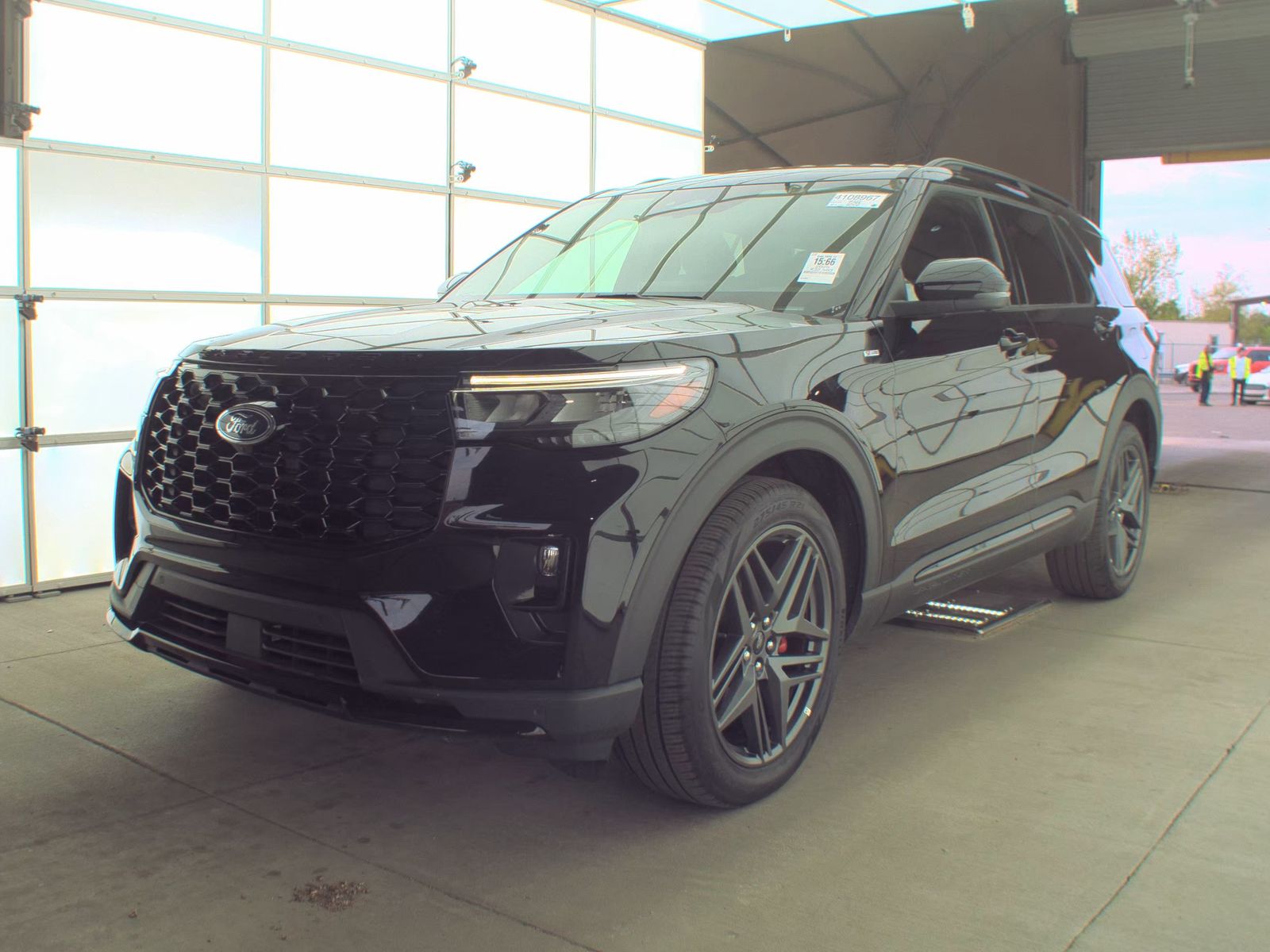 FORD EXPLORER - 1
