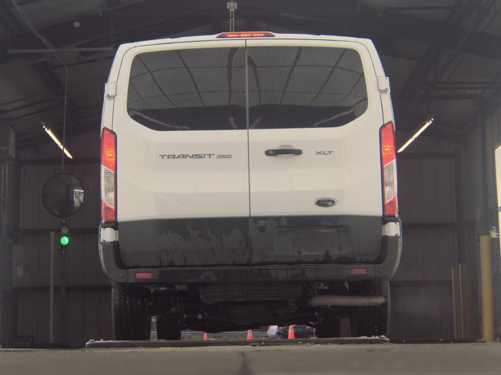 FORD TRANSIT 350 - 8